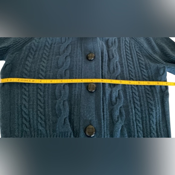 J. Crew Cable Knit  Sweater - Picture 9 of 10